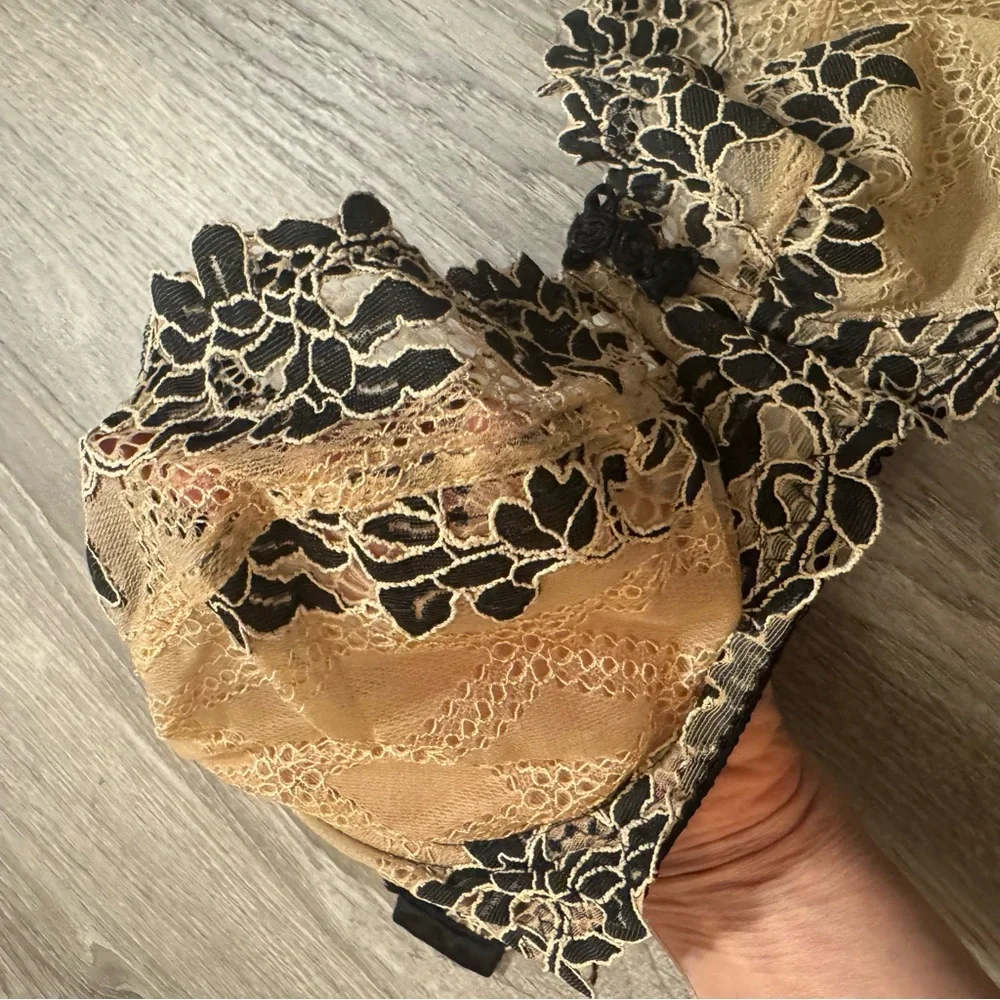 Floral Nude Bra 34DD - Picture 2 of 5